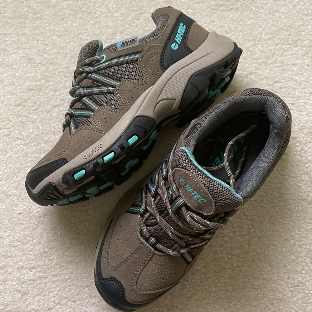 Brand New!! 💥 Hi-tec hiking shoes